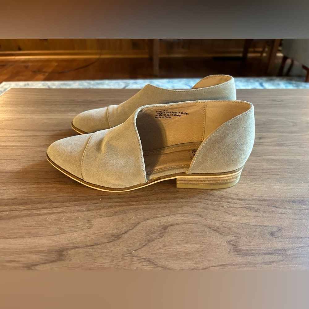 Beast flats sz 5.5 women’s shoes, light tan/dark beige, versatile color, comfy - Picture 4 of 6